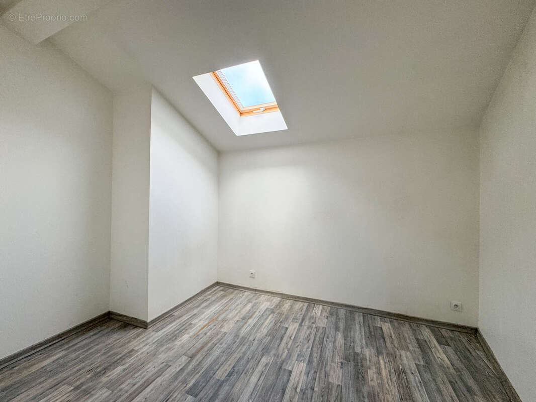 Maison à LE PEAGE-DE-ROUSSILLON