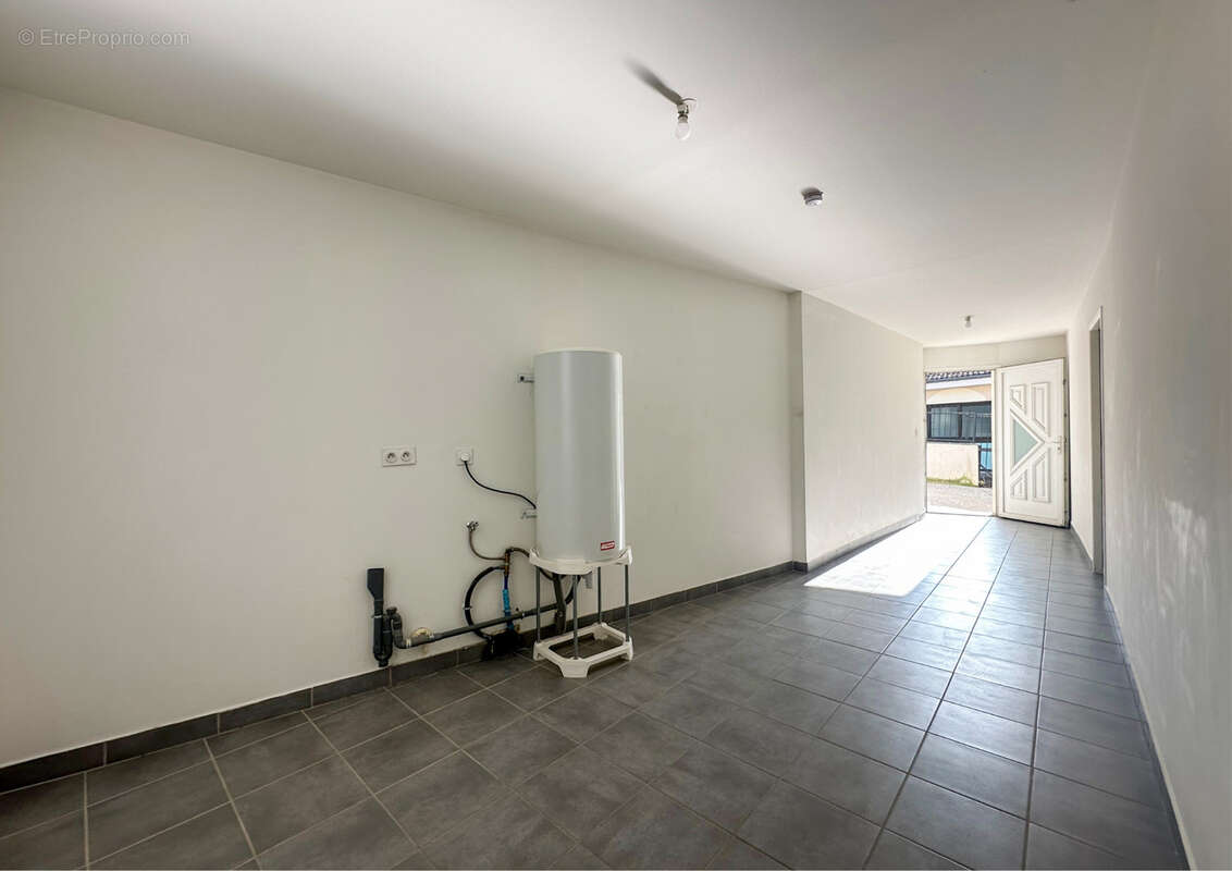 Maison à LE PEAGE-DE-ROUSSILLON