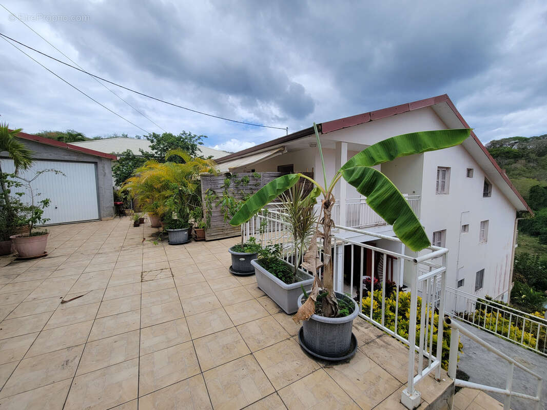 Appartement à LES TROIS-ILETS