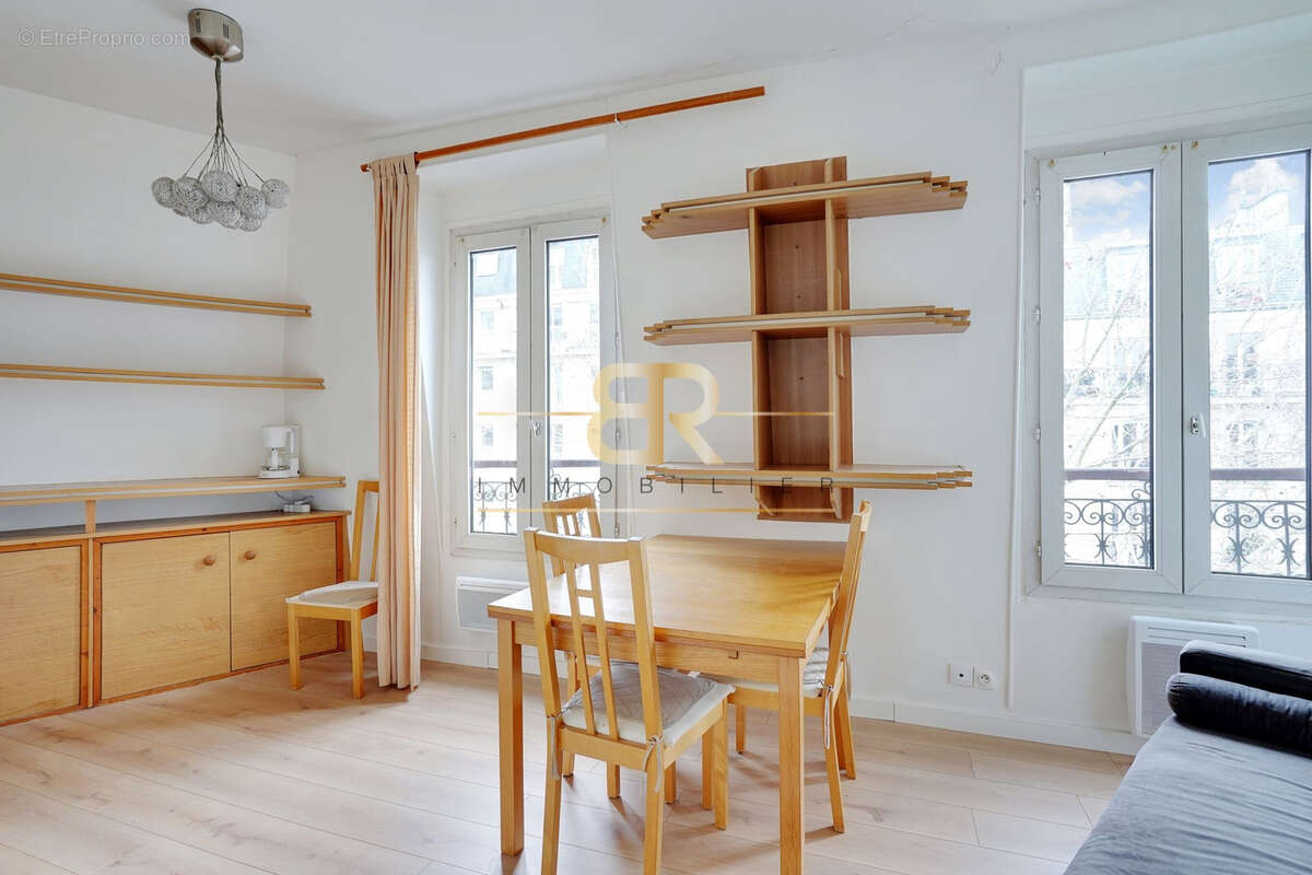 Appartement à PARIS-18E