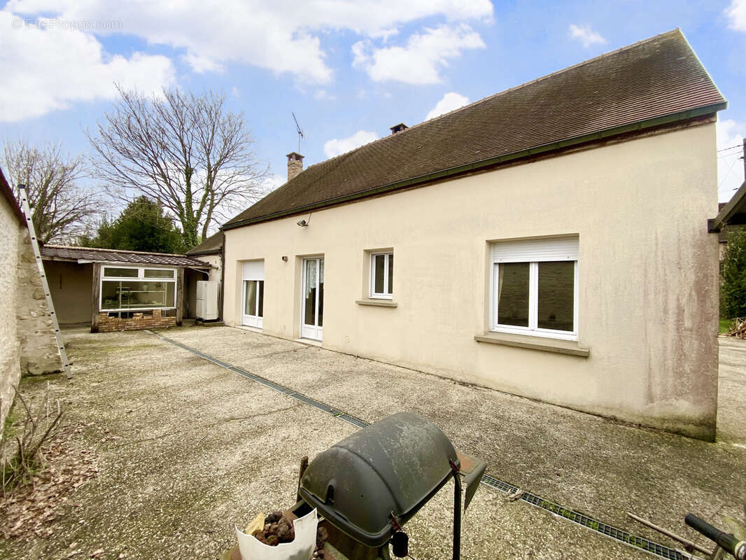 Maison à BRAY-SUR-SEINE