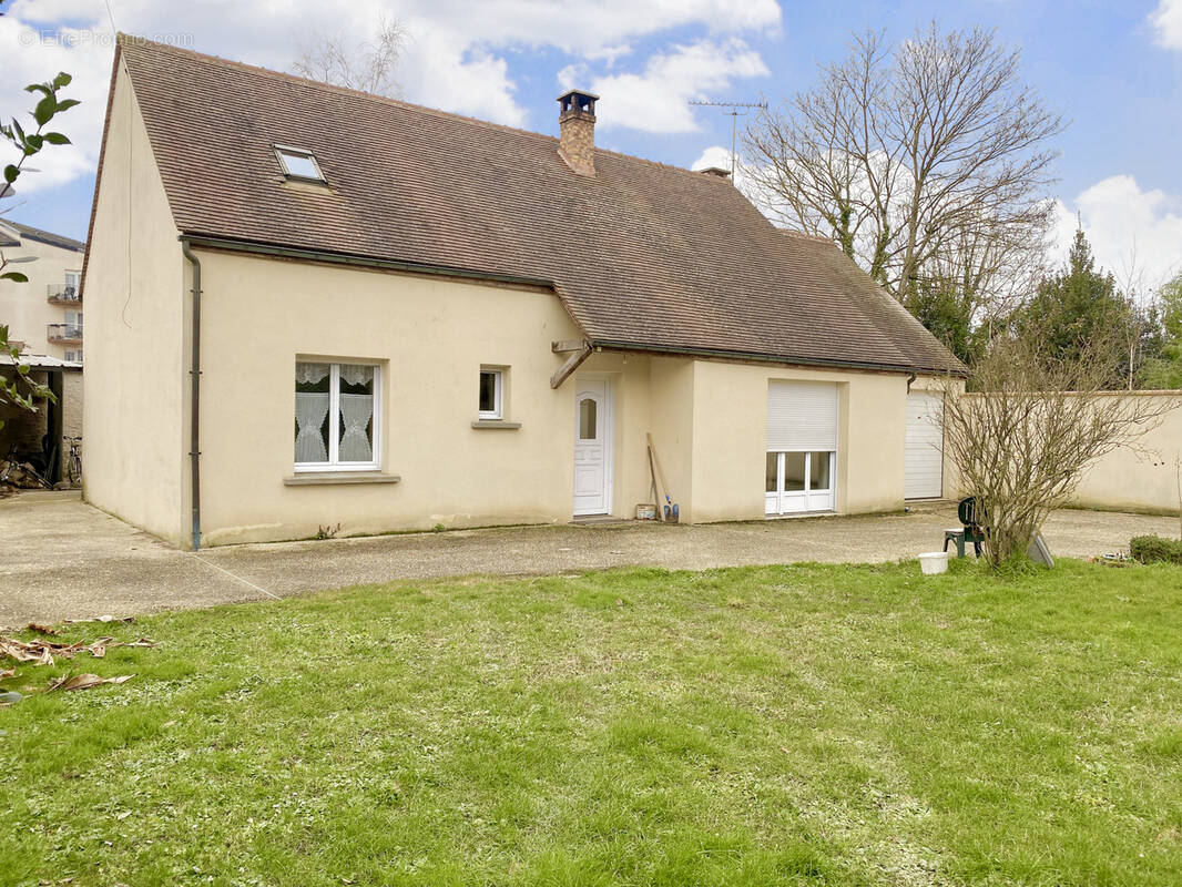 Maison à BRAY-SUR-SEINE