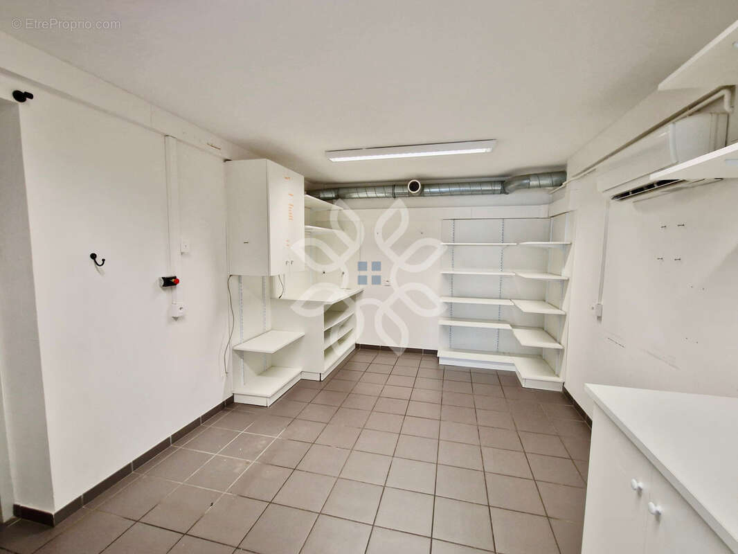 Maison à SAINT-GERMAIN-LEMBRON