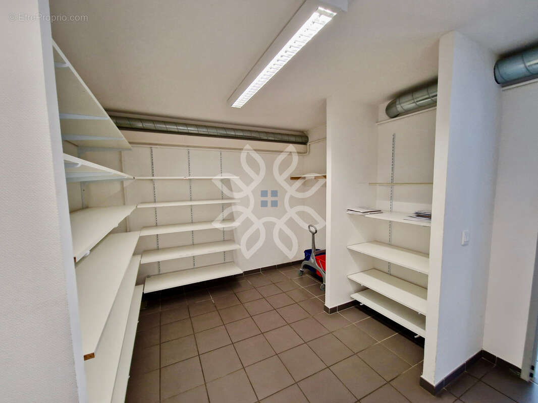 Maison à SAINT-GERMAIN-LEMBRON