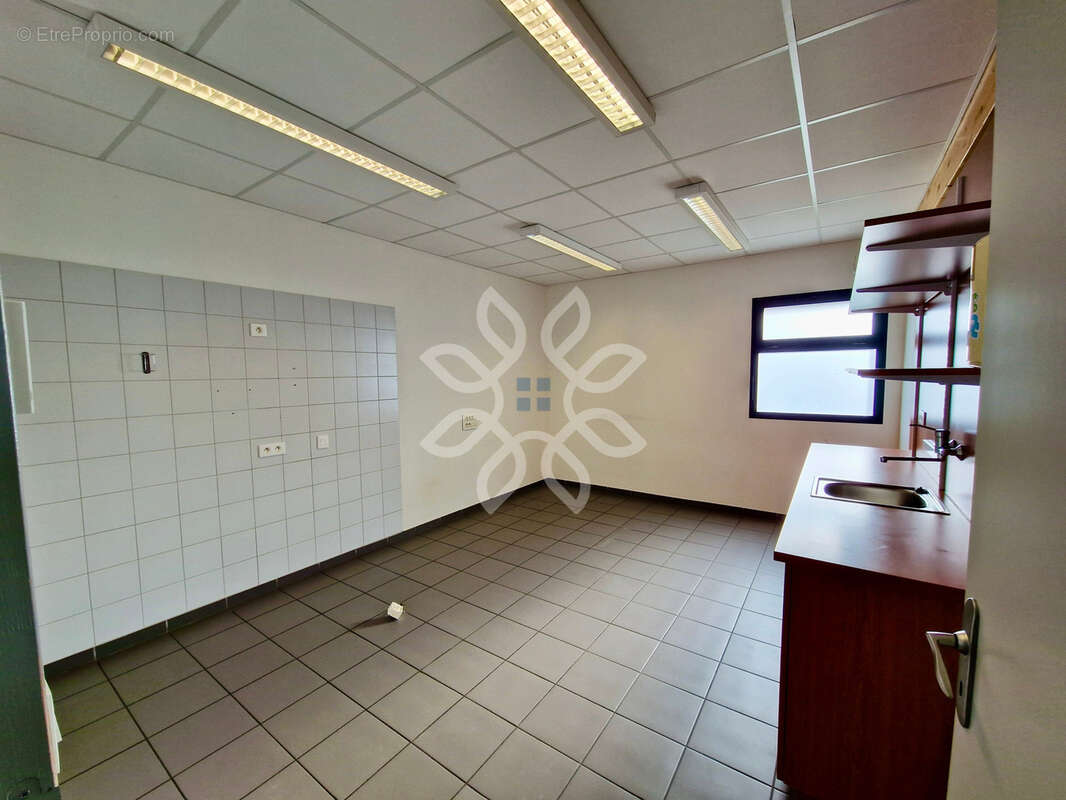 Maison à SAINT-GERMAIN-LEMBRON