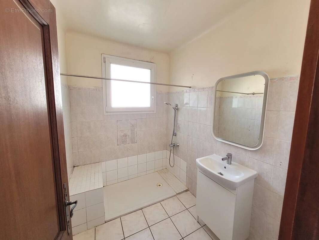 Appartement à PERTUIS