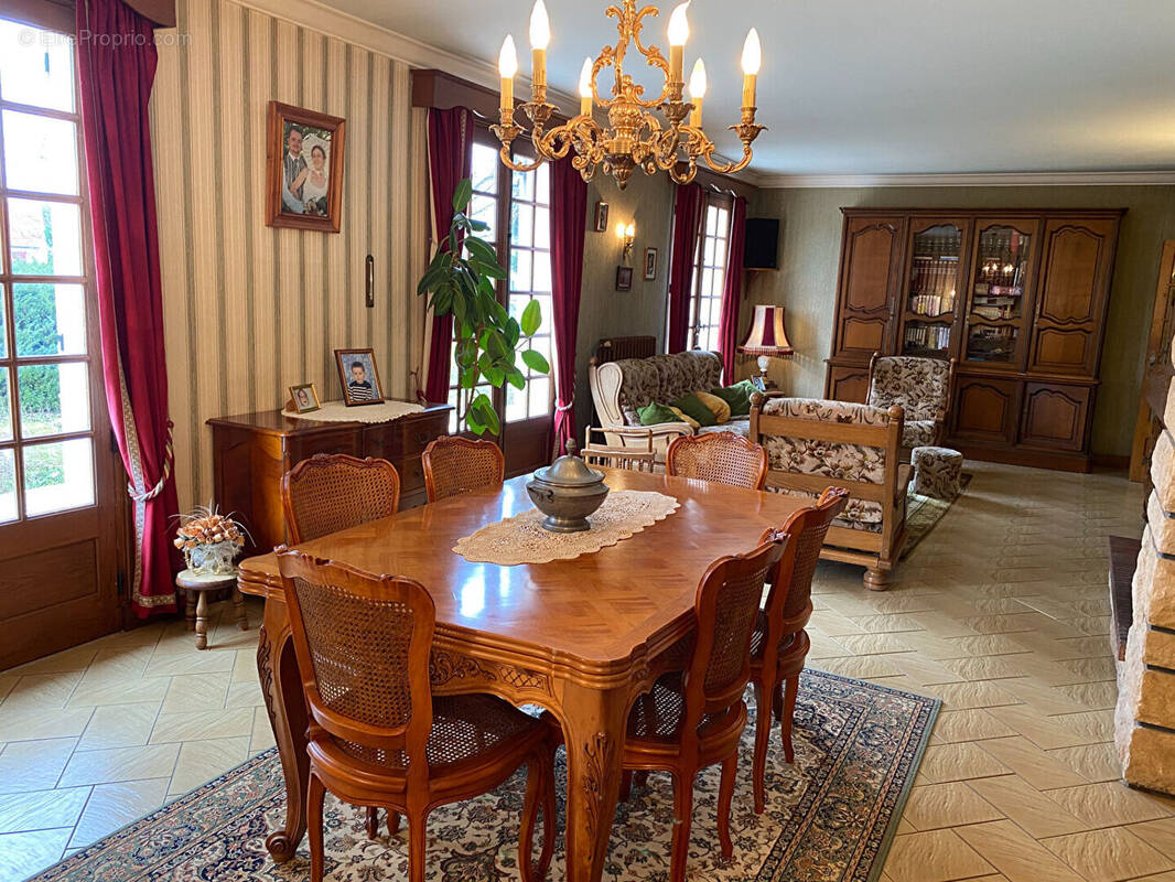 Maison à SELLES-SUR-CHER