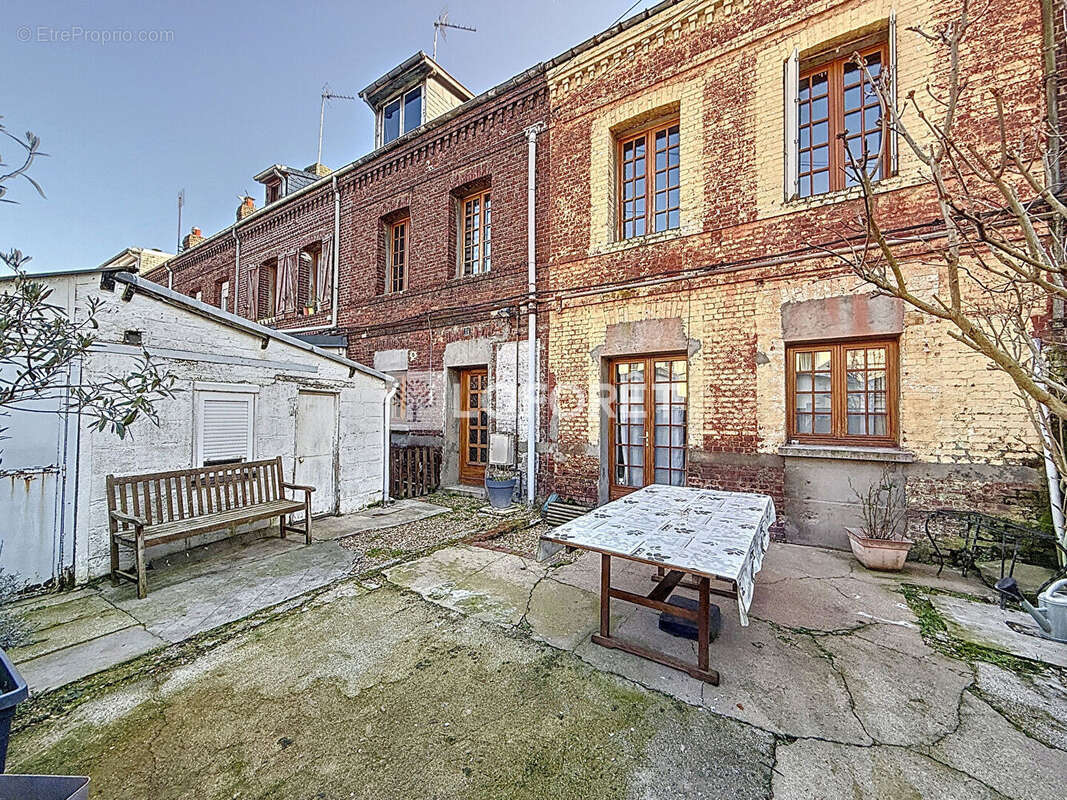 Maison à SOTTEVILLE-LES-ROUEN