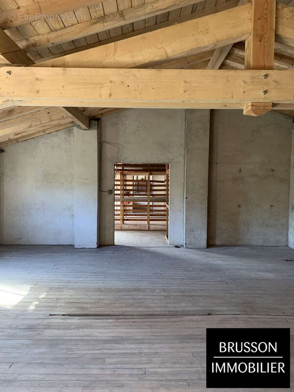 Appartement à ROQUECOURBE