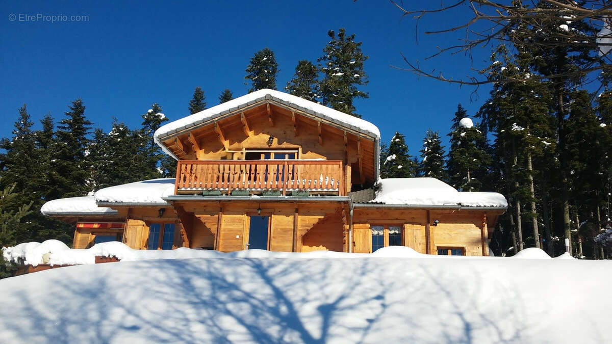 Maison à LE CHAMBON-SUR-LIGNON