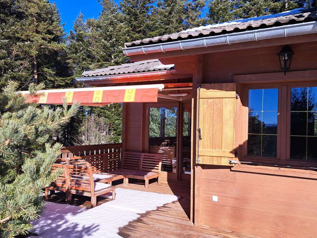 Maison à LE CHAMBON-SUR-LIGNON