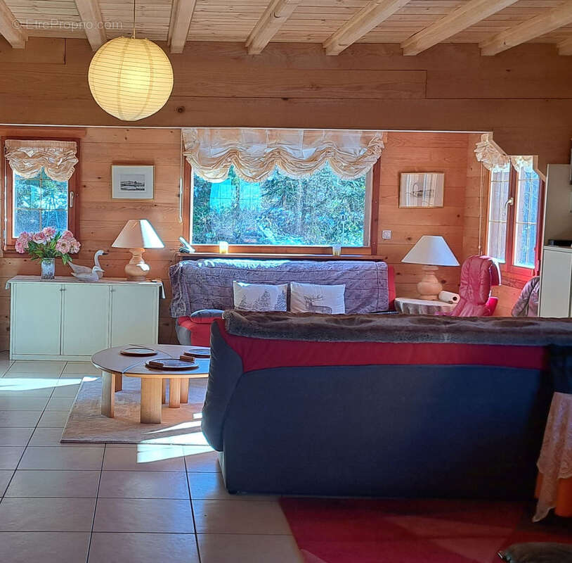 Maison à LE CHAMBON-SUR-LIGNON