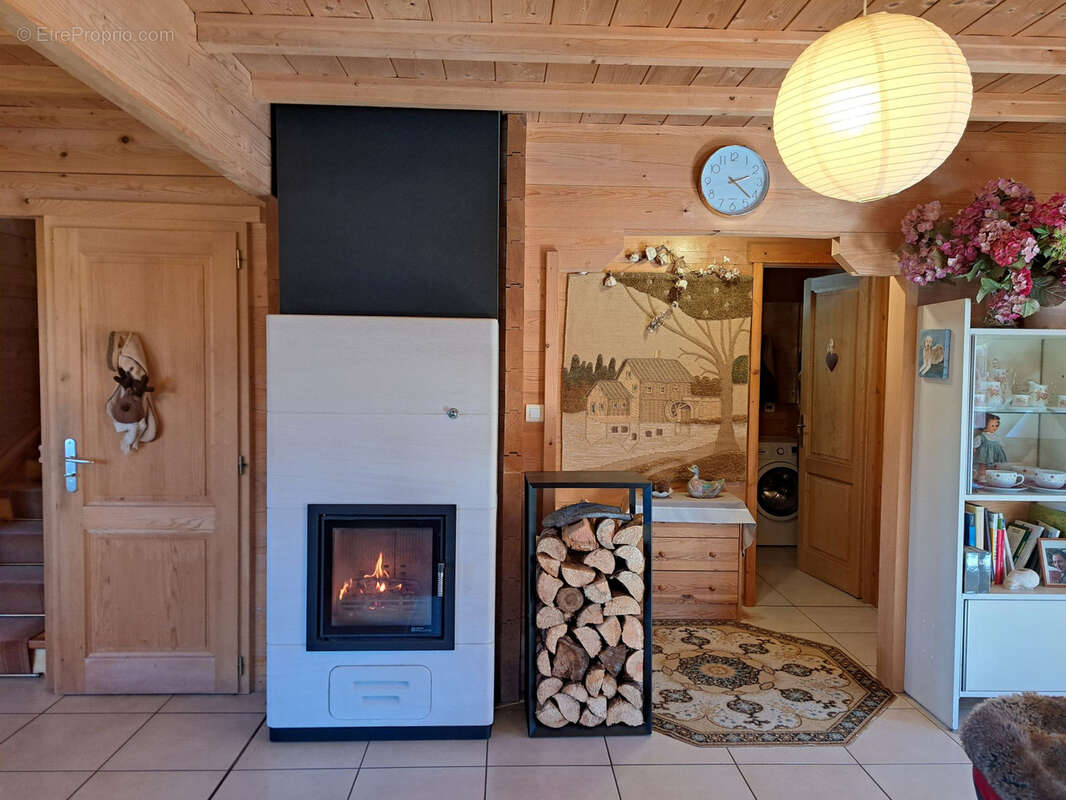 Maison à LE CHAMBON-SUR-LIGNON