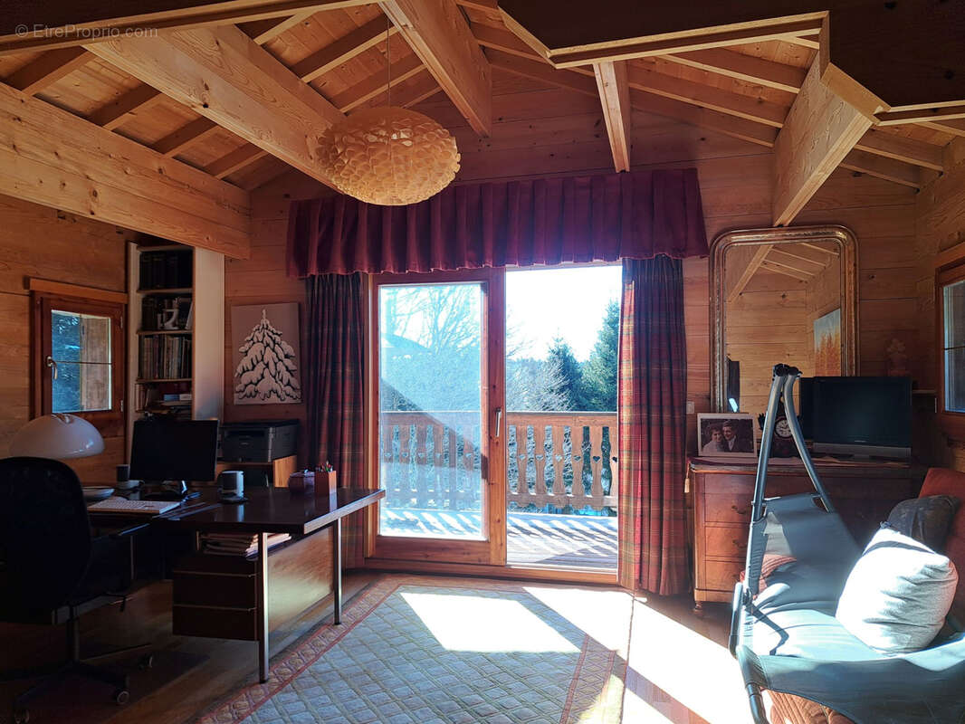 Maison à LE CHAMBON-SUR-LIGNON