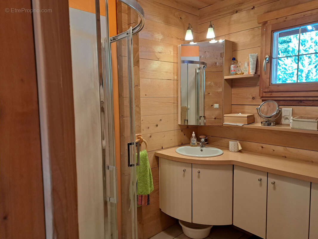 Maison à LE CHAMBON-SUR-LIGNON