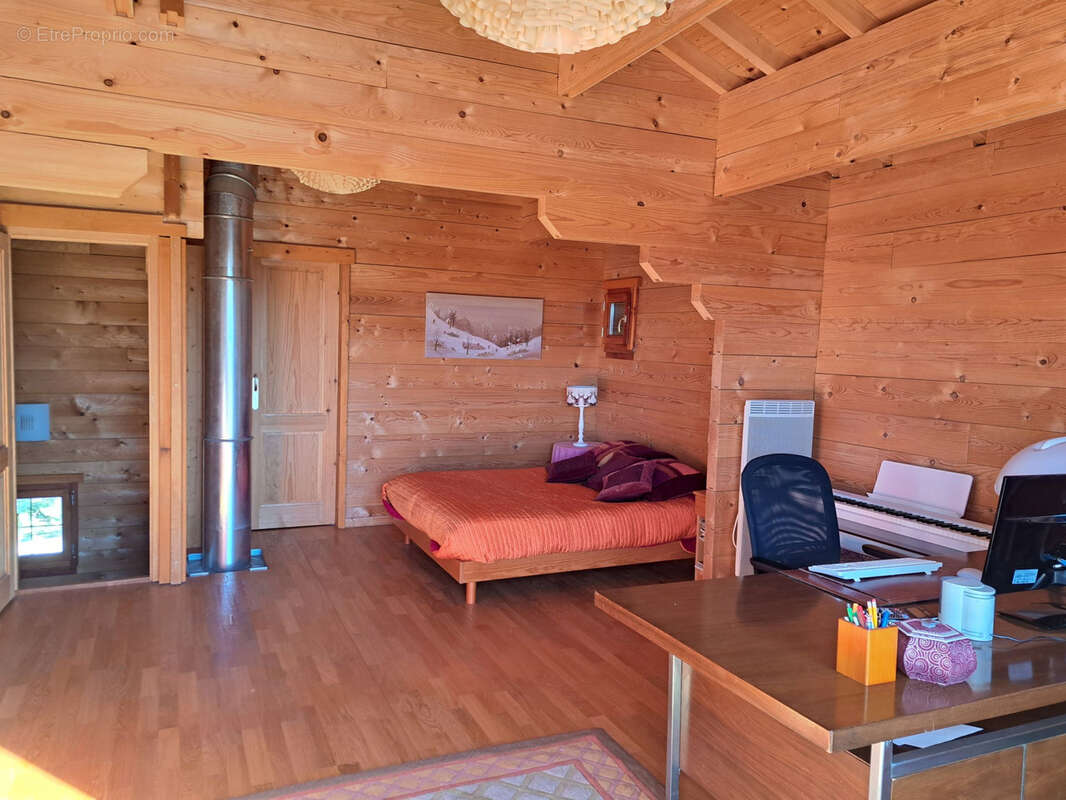 Maison à LE CHAMBON-SUR-LIGNON