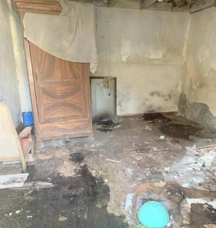 Maison à BEAUVAIS-SUR-MATHA