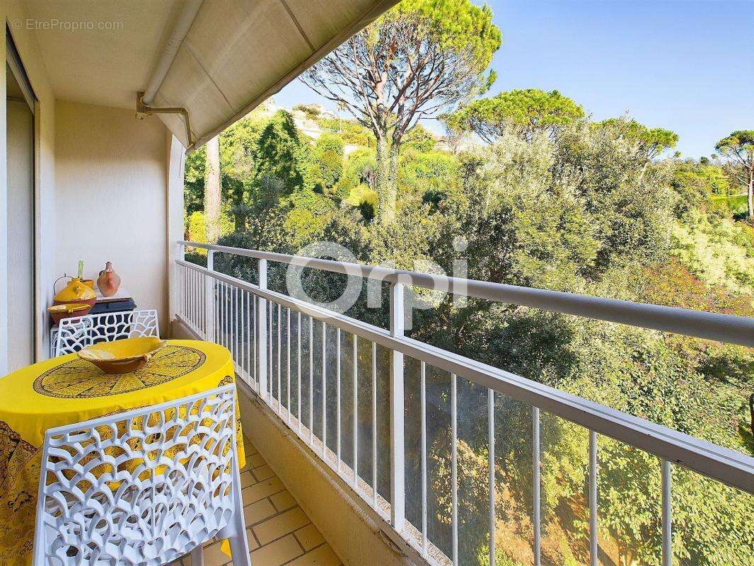 Appartement à MANDELIEU-LA-NAPOULE