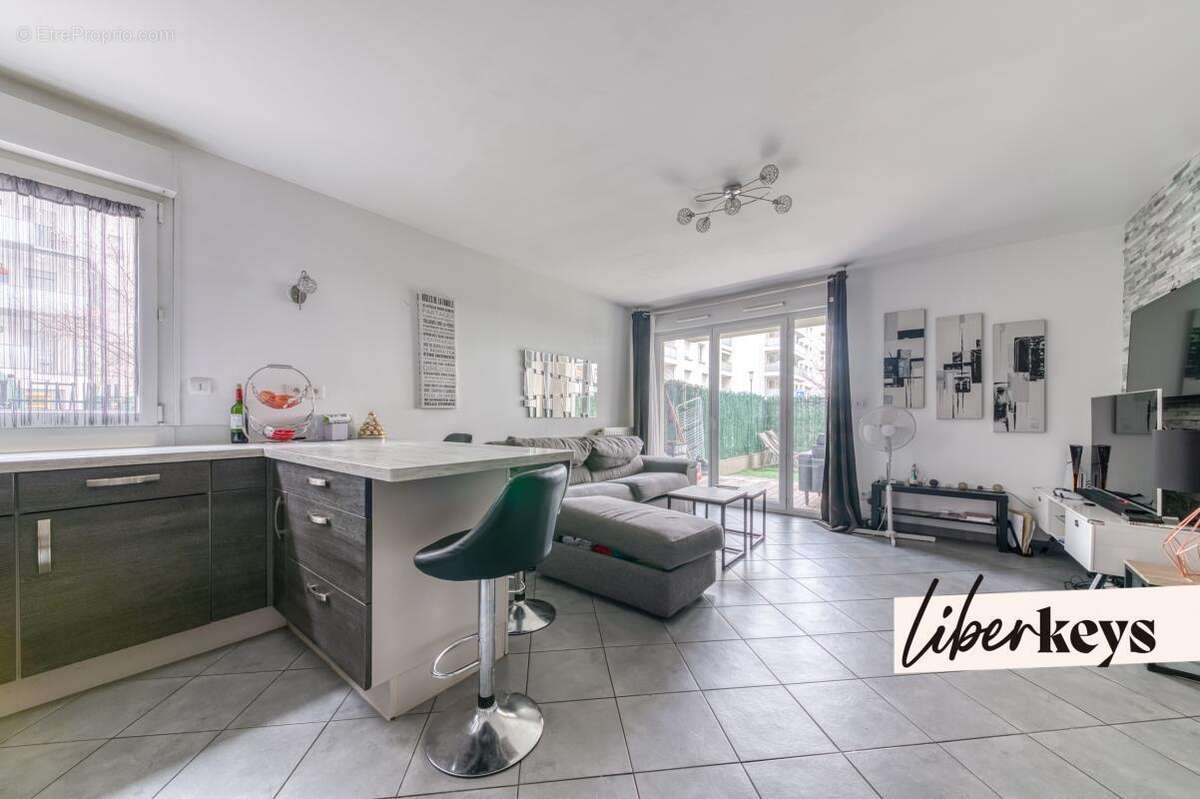 Appartement à VAULX-EN-VELIN