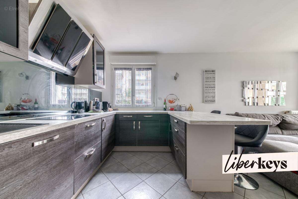 Appartement à VAULX-EN-VELIN