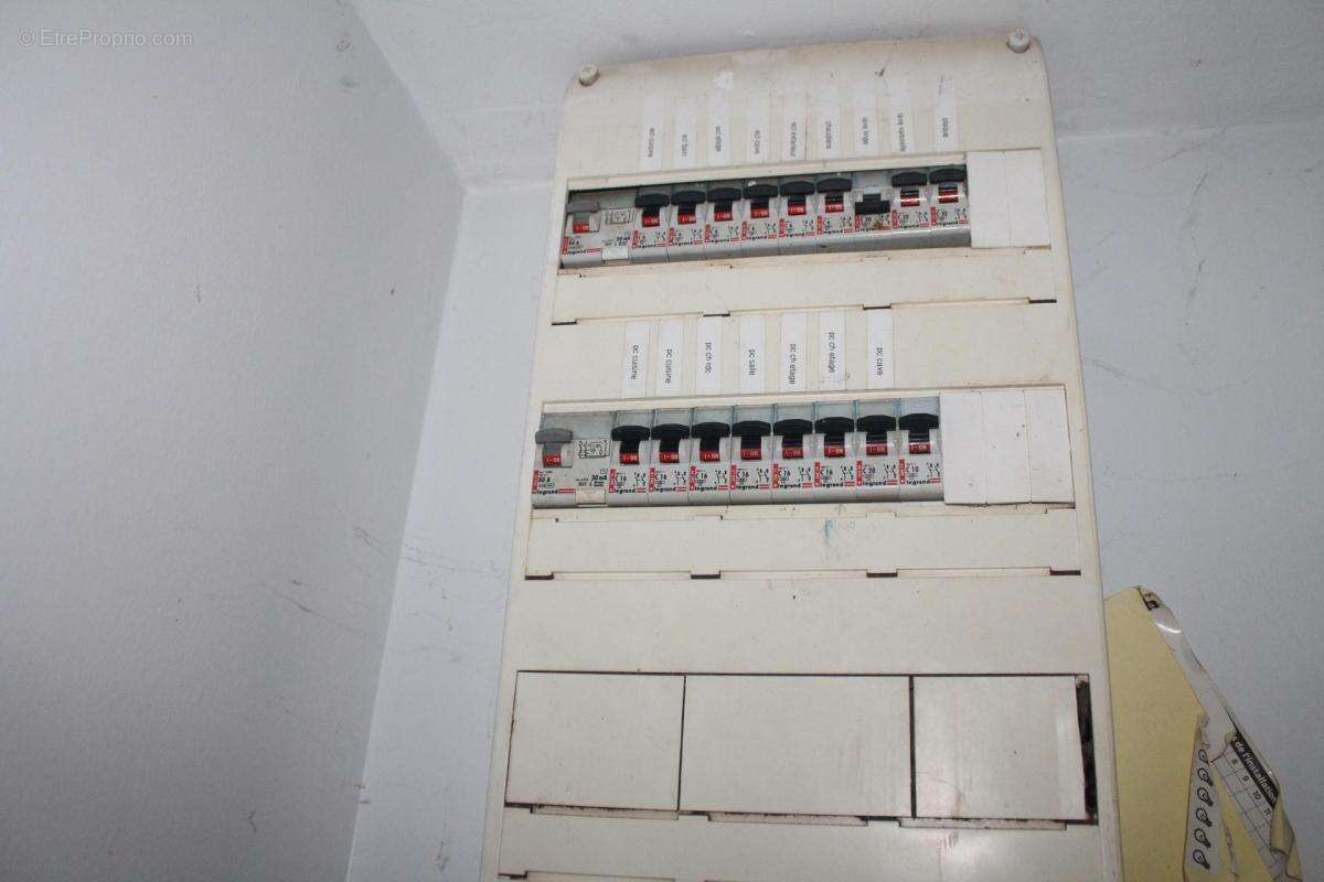 Maison à GESNES-LE-GANDELIN