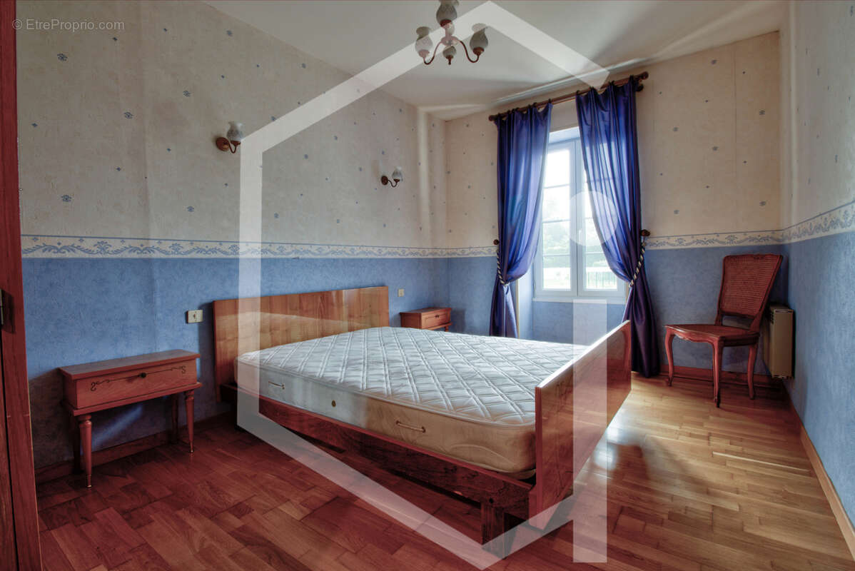 Maison à CRAMCHABAN