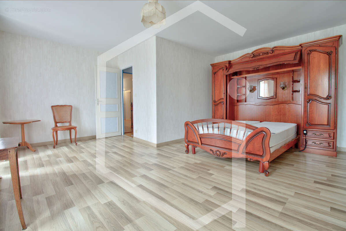 Maison à CRAMCHABAN