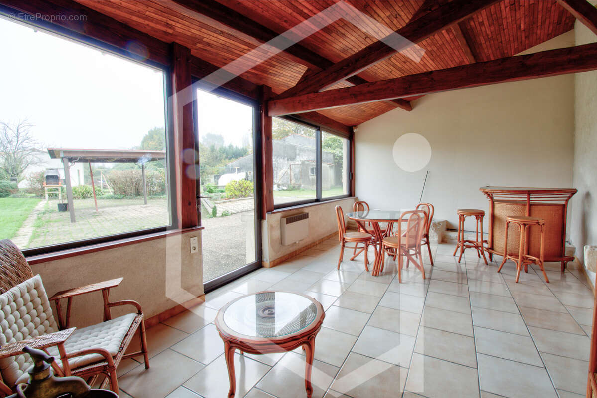 Maison à CRAMCHABAN