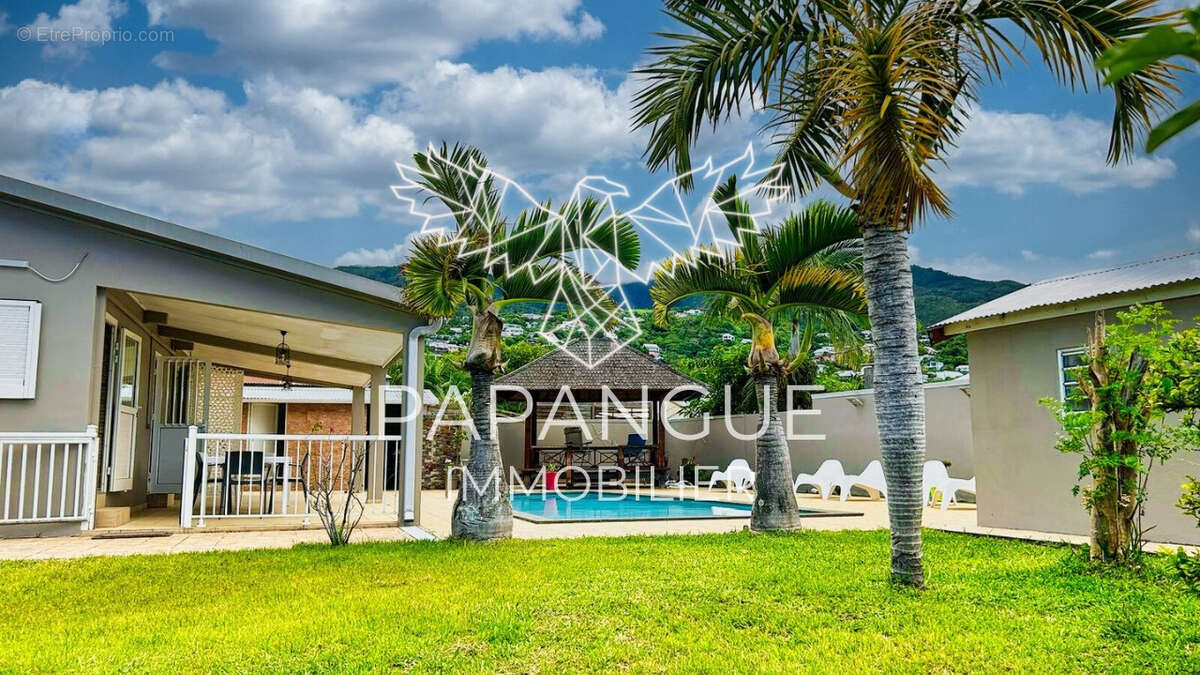 Maison à SAINT-DENIS