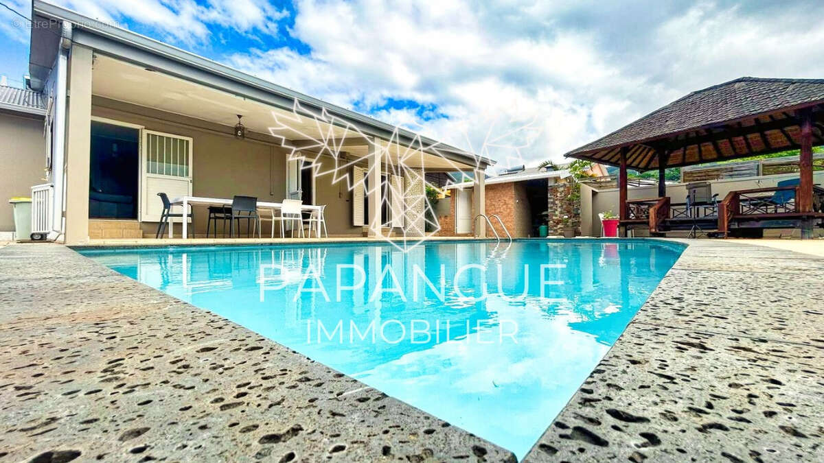 Maison à SAINT-DENIS