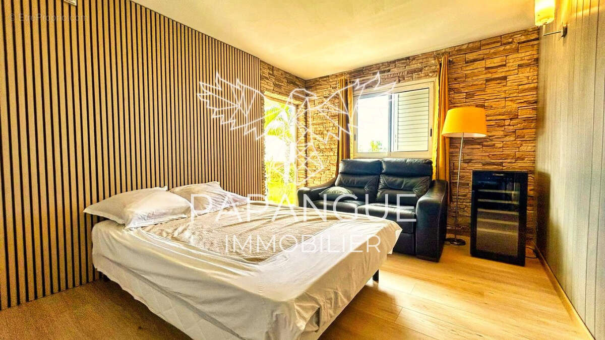 Maison à SAINT-DENIS