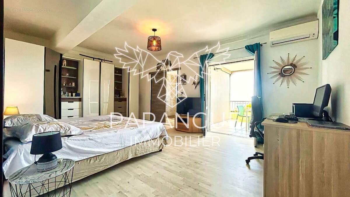 Maison à SAINT-DENIS