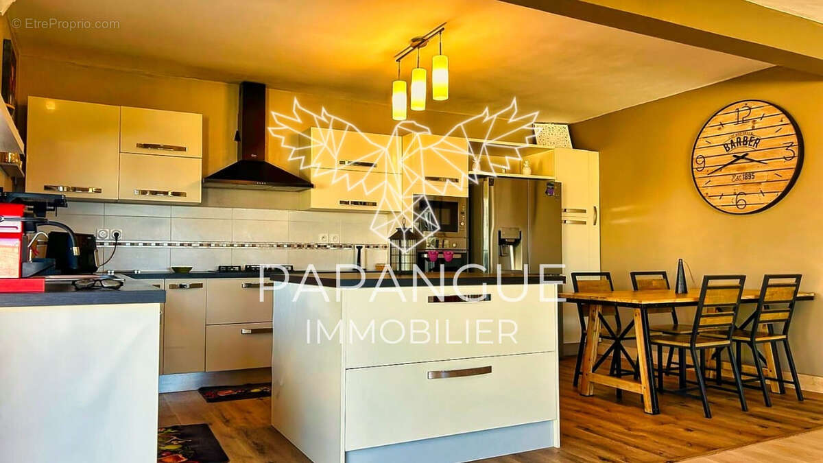 Maison à SAINT-DENIS