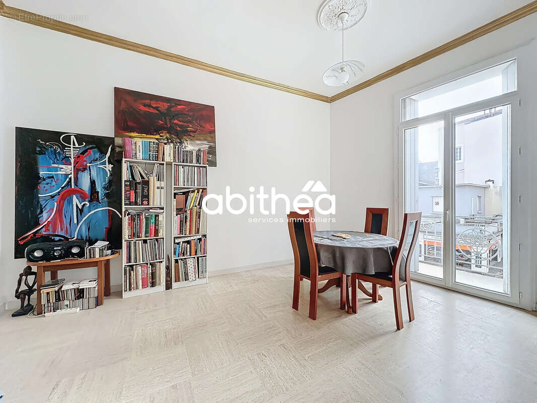 Appartement à BEZIERS