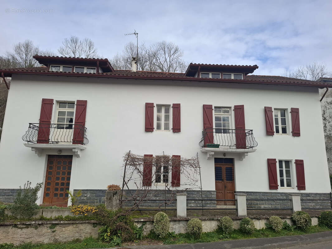 Maison à SAINT-JUST-IBARRE