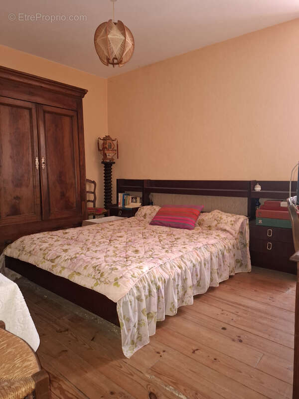 Maison à SAINT-JUST-IBARRE