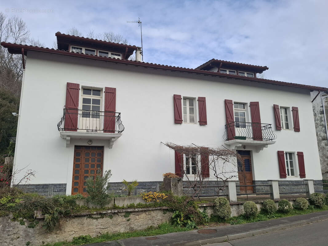 Maison à SAINT-JUST-IBARRE