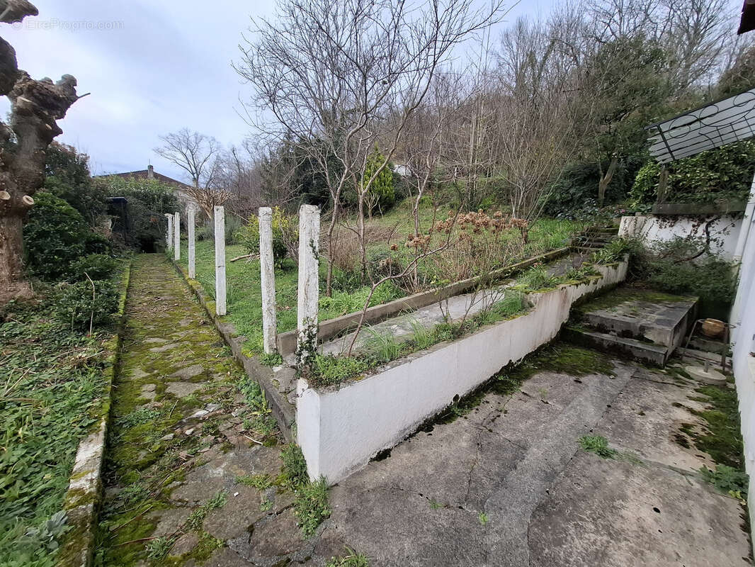 Maison à SAINT-JUST-IBARRE