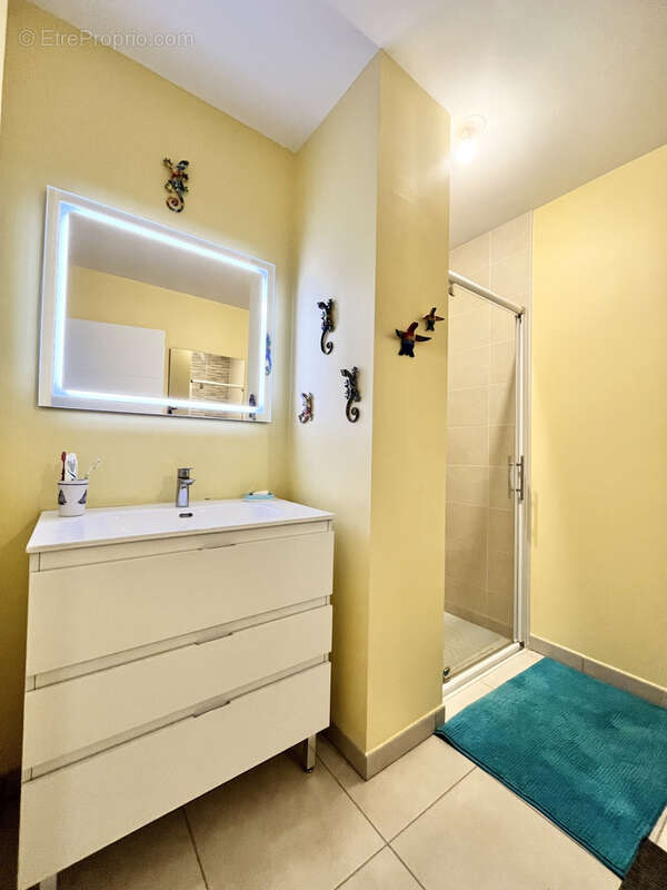 Appartement à SAINT-SEBASTIEN-SUR-LOIRE