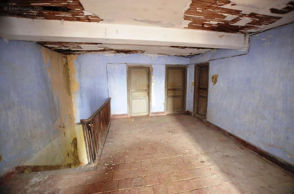 15  Palier  landing - Maison à PESSAN