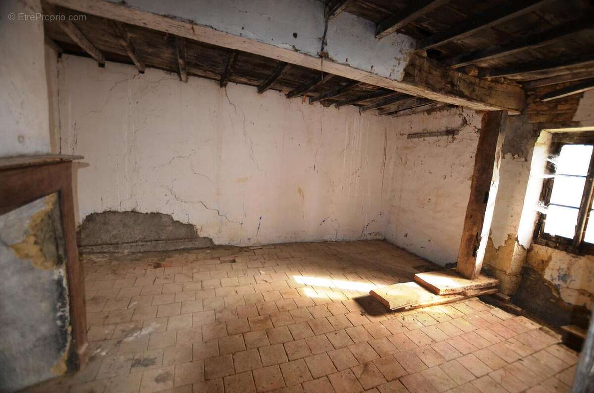 18  Chambre  bedroom - Maison à PESSAN