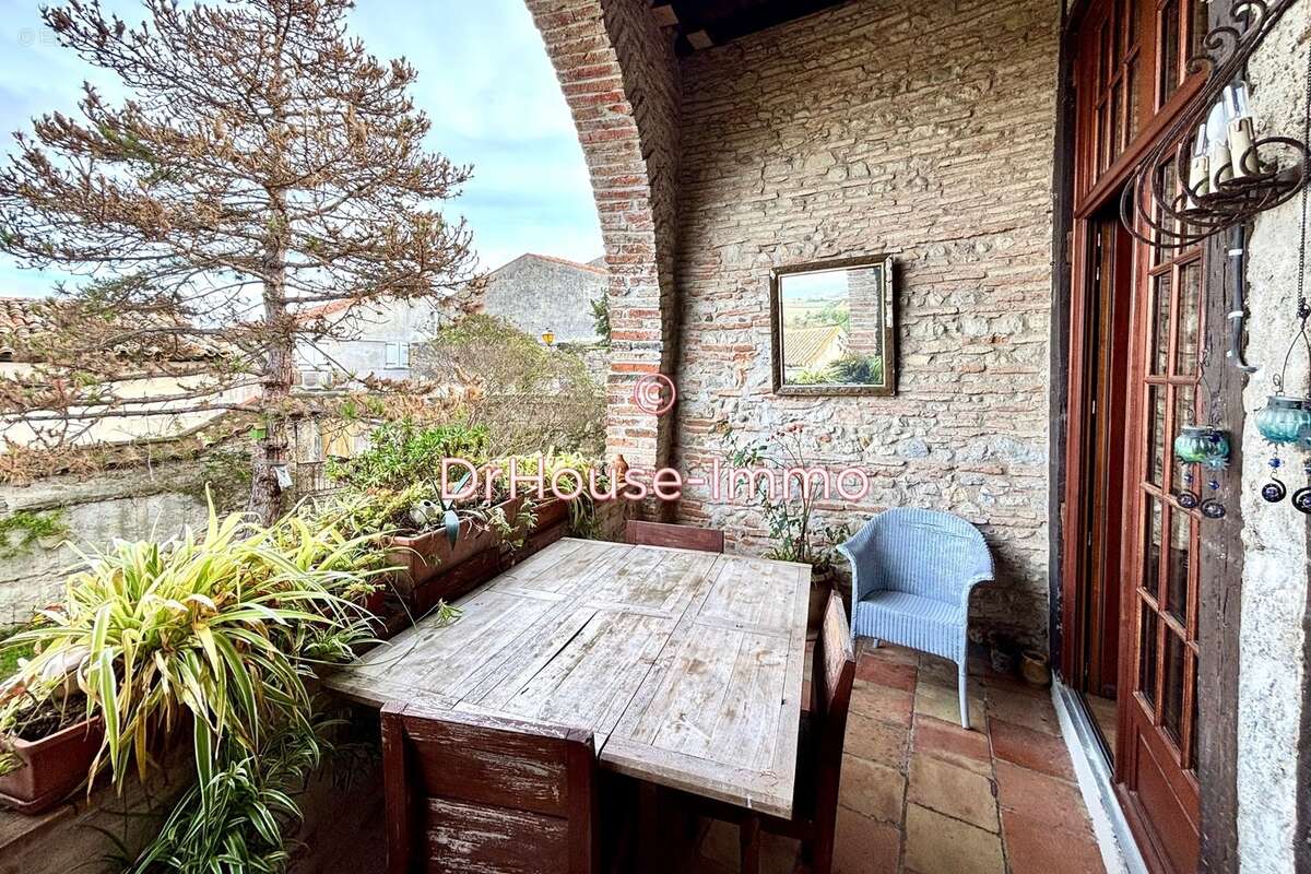 Maison à VILLASAVARY