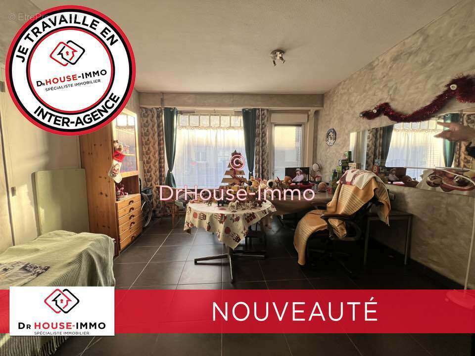 Maison à QUIEVRECHAIN