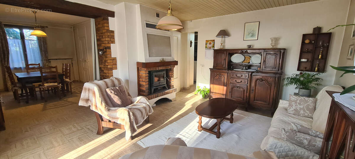 Maison à LIMEIL-BREVANNES