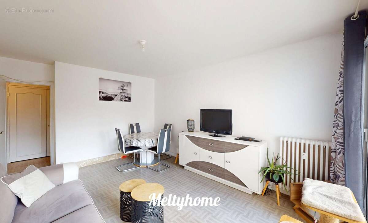 Appartement à HEROUVILLE-SAINT-CLAIR