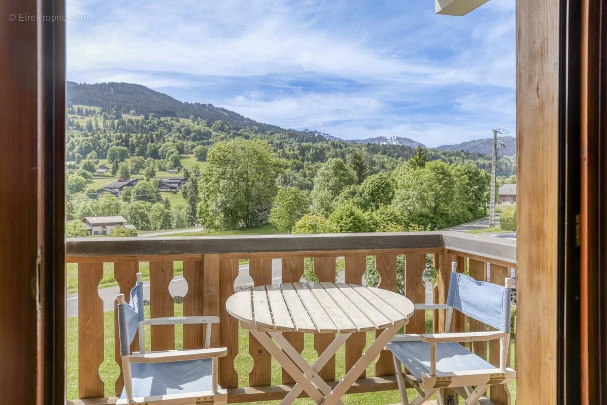 Appartement à DEMI-QUARTIER