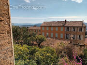Appartement à BORMES-LES-MIMOSAS