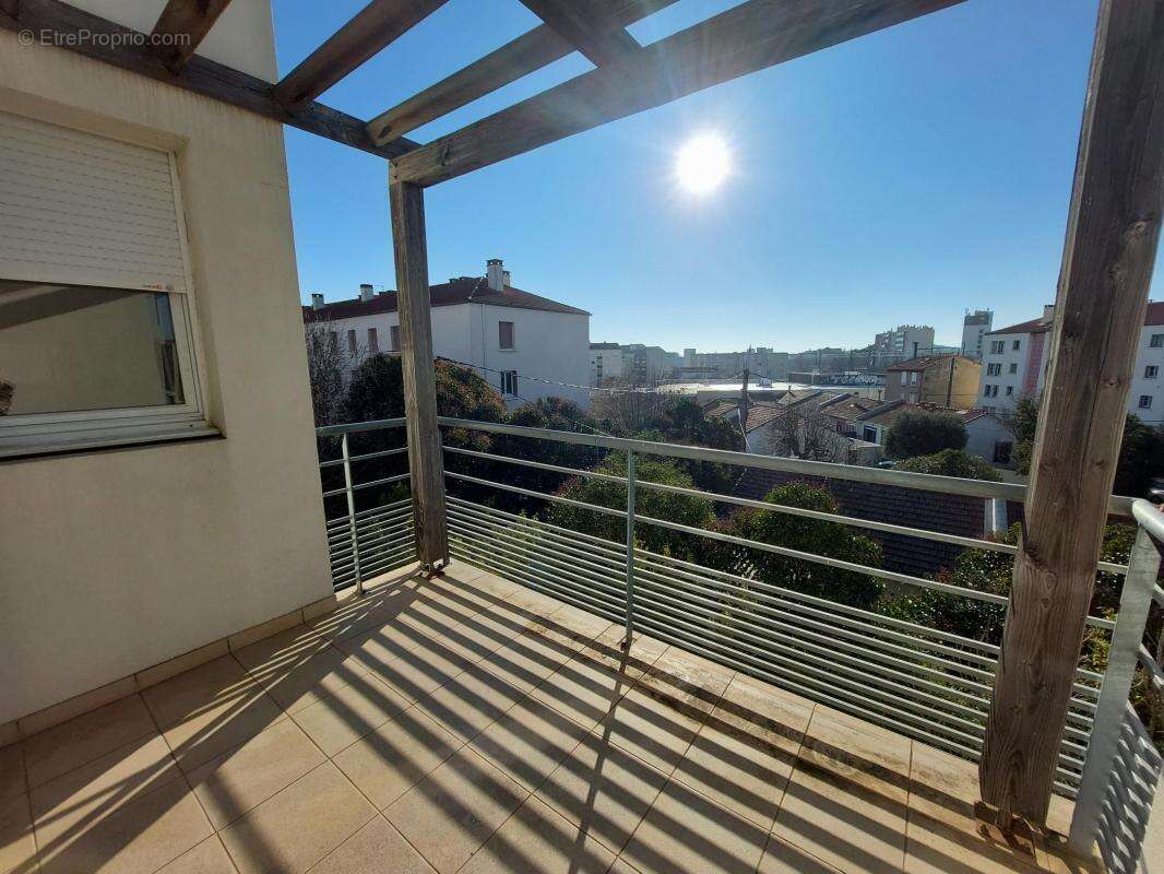 Appartement à NIMES