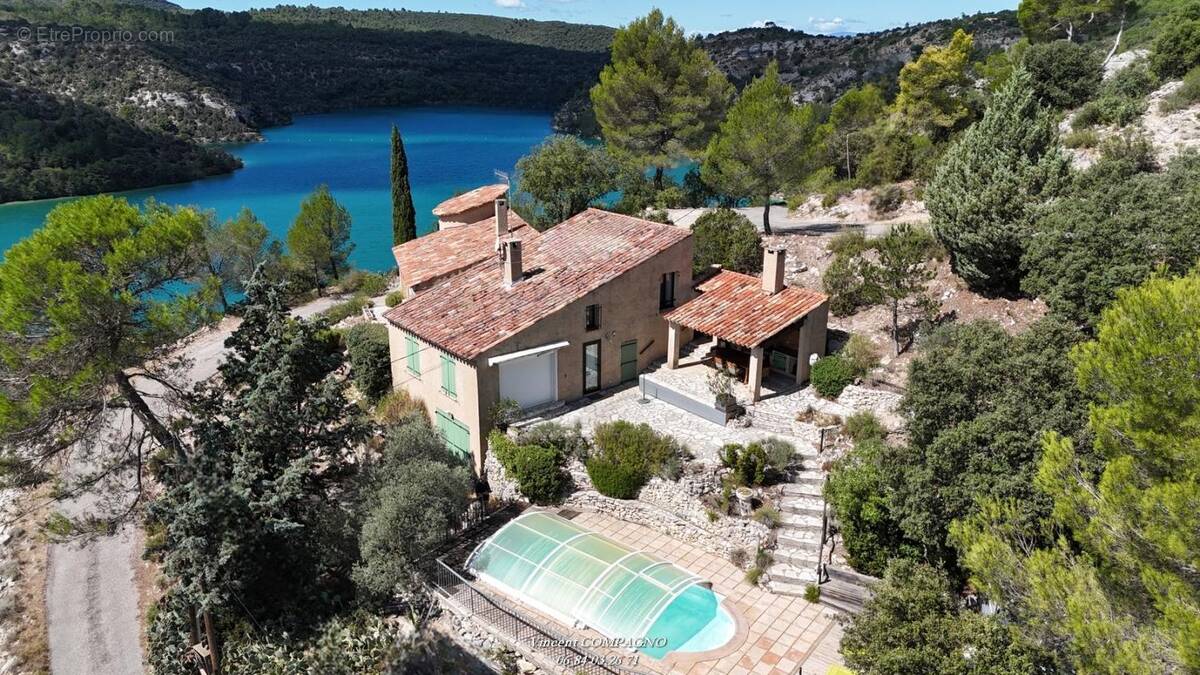 Maison à ESPARRON-DE-VERDON