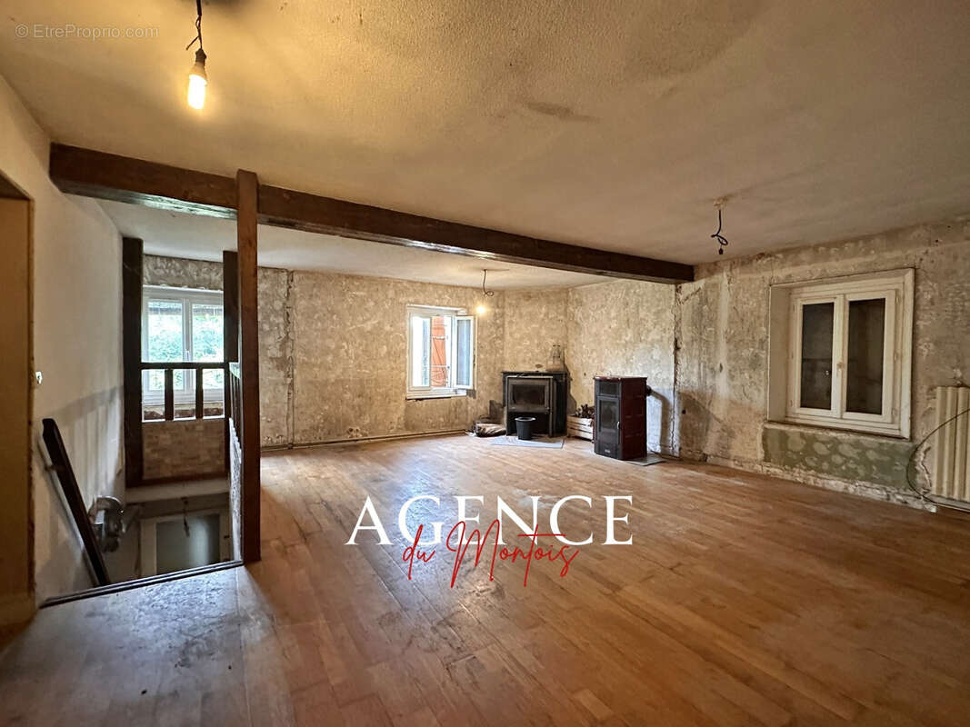 Maison à DONNEMARIE-DONTILLY